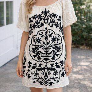 FREE PEOPLE EMBROIDERED SHIFT DRESS - SIZE XS